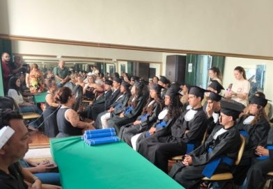 Jovens do Programa de Trabalho Protegido na Adolescência recebem certificados em SJB Jovens do Programa de Trabalho Protegido na Adolescência recebem certificados em SJB