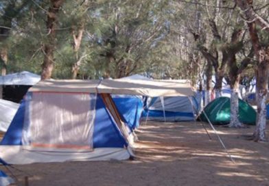 Camping da praia do Farol faz sucesso entre os veranistas neste início de ano