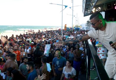 Trios elétricos se apresentarão em todos os dias de Carnaval em Macaé Trios elétricos se apresentarão em todos os dias de Carnaval em Macaé
