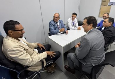 Qualificação e Emprego de Campos discute parceria para ampliar inclusão de jovens no mercado