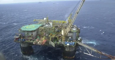Em meio à guerra no Irã, Brasil bate recorde de produção de petróleo