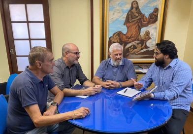 Economia Solidária de Campos e Acic celebram parceria para emissão de documento Economia Solidária de Campos e Acic celebram parceria para emissão de documento