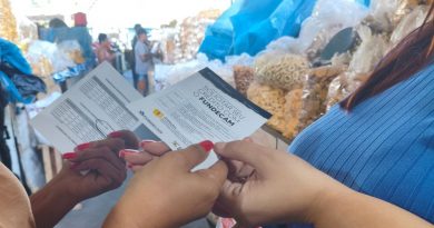 Fundecam leva orientação sobre microcrédito a trabalhadores do Mercado