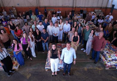 Prefeito Frederico Paes participa de entrega de alimentos arrecadados na 65ª ExpoAgro