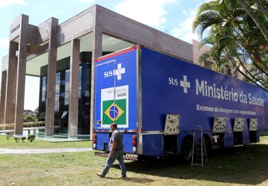 Carreta de exames de tomografias e ultrassonografias do Ministério da Saúde em Campos